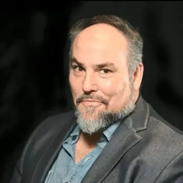 Headshot Image of Providence Murder Mystery Entertainer Terry Shea