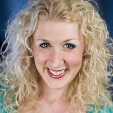 Headshot Image of Jest Murder Mystery Co. Entertainer Debi Kilde