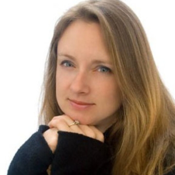 Headshot Image of Jest Murder Mystery Co. Entertainer Jasmine Ready