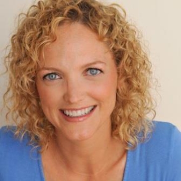 Headshot Image of Jest Murder Mystery Co. Entertainer Karen Mcneill