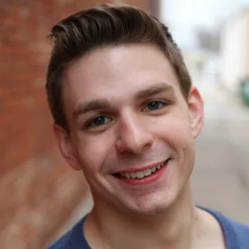 Headshot Image of St. Louis Murder Mystery Entertainer Matt Bender