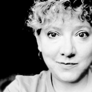 Headshot Image of Jest Murder Mystery Co. Entertainer Stephanie Martinez
